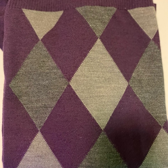 Men’s Sweater - Picture 8 of 12